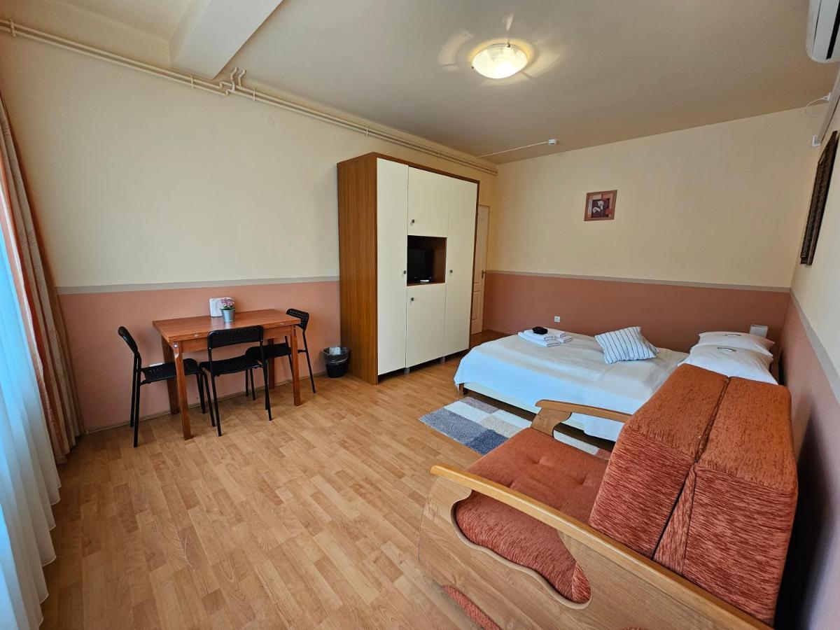 Abigél 2 Vendégház Miskolc Extérieur photo